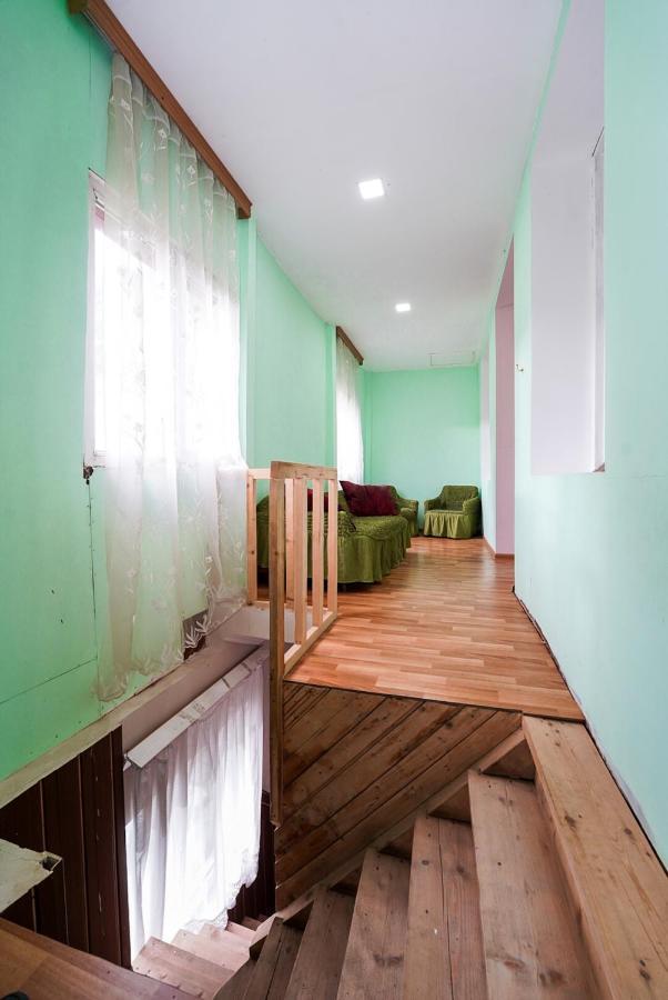Bori'S Guesthouse Ushguli ภายนอก รูปภาพ